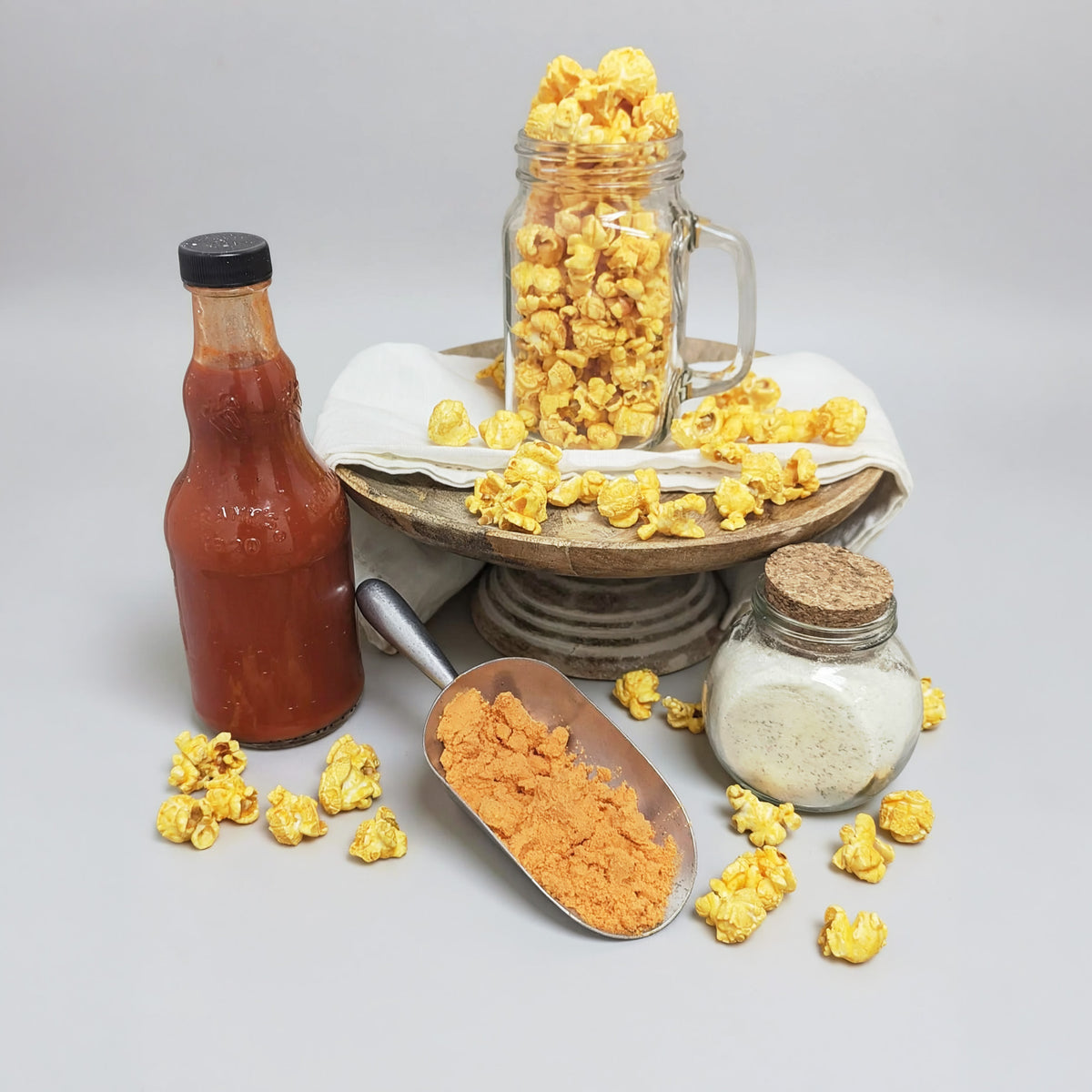 Spicy Buffalo The Popcorn Loft microwave popcorn snack in golden yellow with buffalo wing rub seasoning